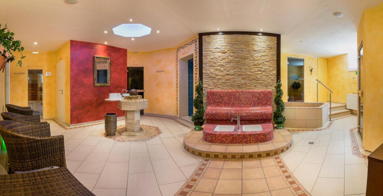 Hotel Wolfringmuehle Fensterbach Екстериор снимка