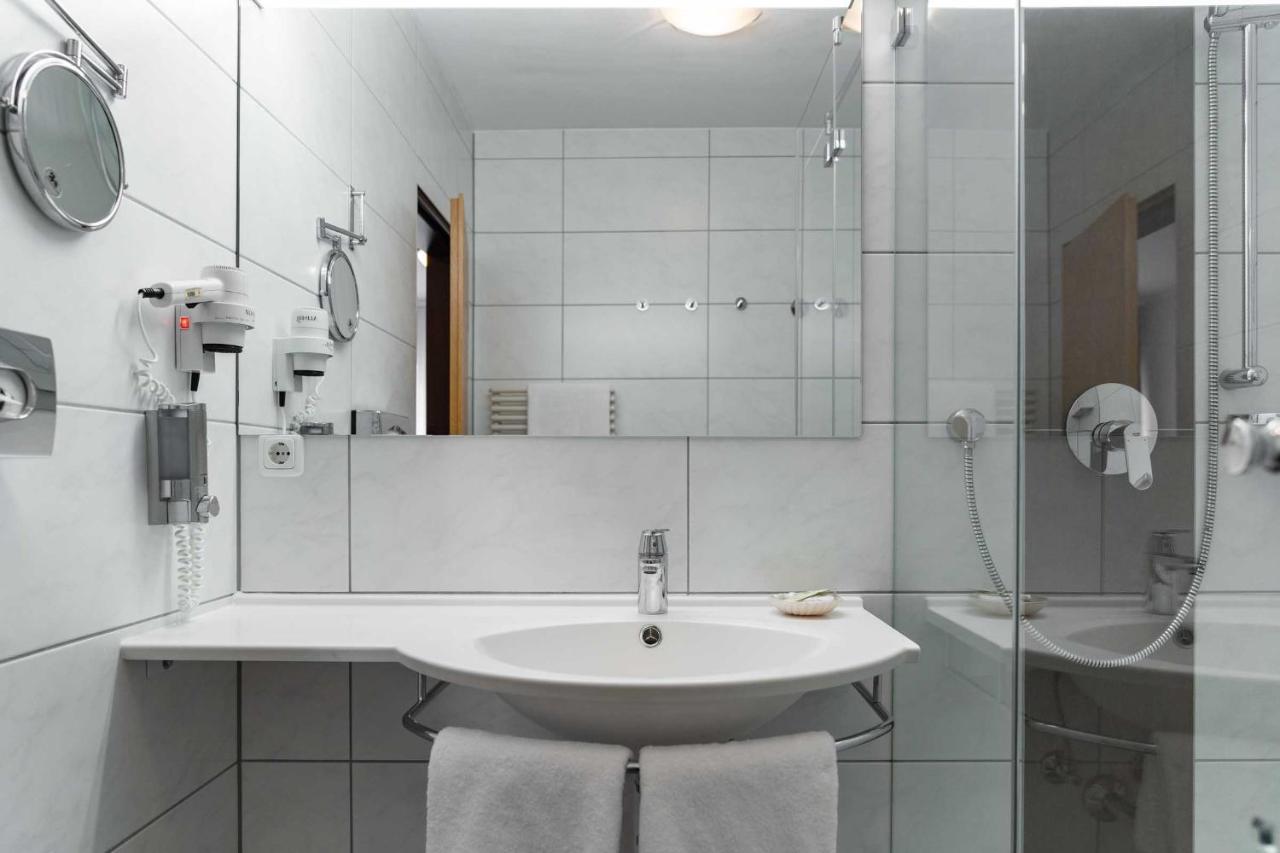 Hotel Wolfringmuehle Fensterbach Екстериор снимка