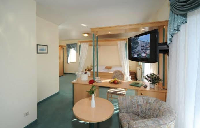 Hotel Wolfringmuehle Fensterbach Екстериор снимка